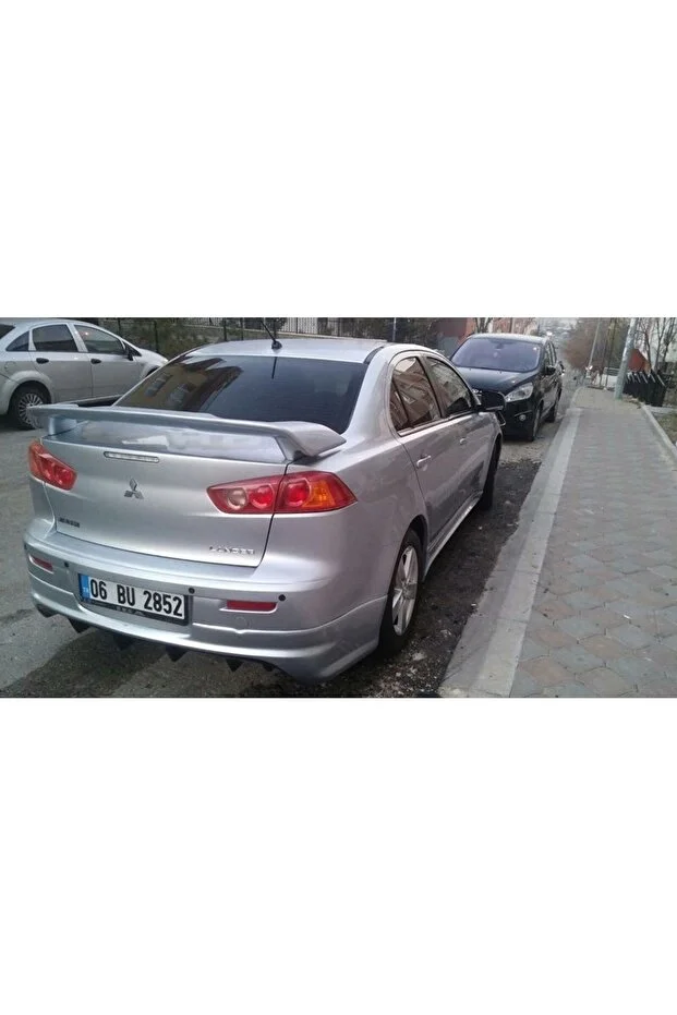 Fifty Tunning MITSUBİSHİ LANCER Uyumlu ARKA TAMPON EKİ Fiber Boyasız